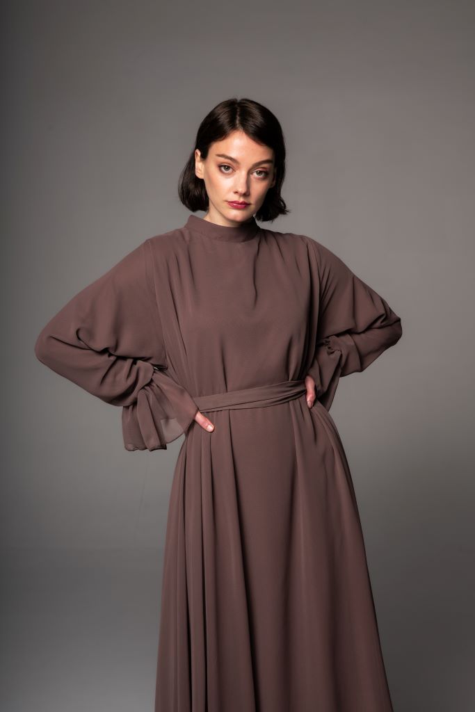 Erum | Walnut Brown