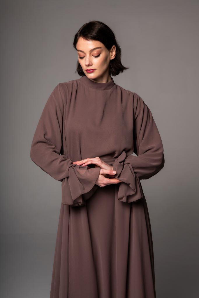 Erum | Walnut Brown